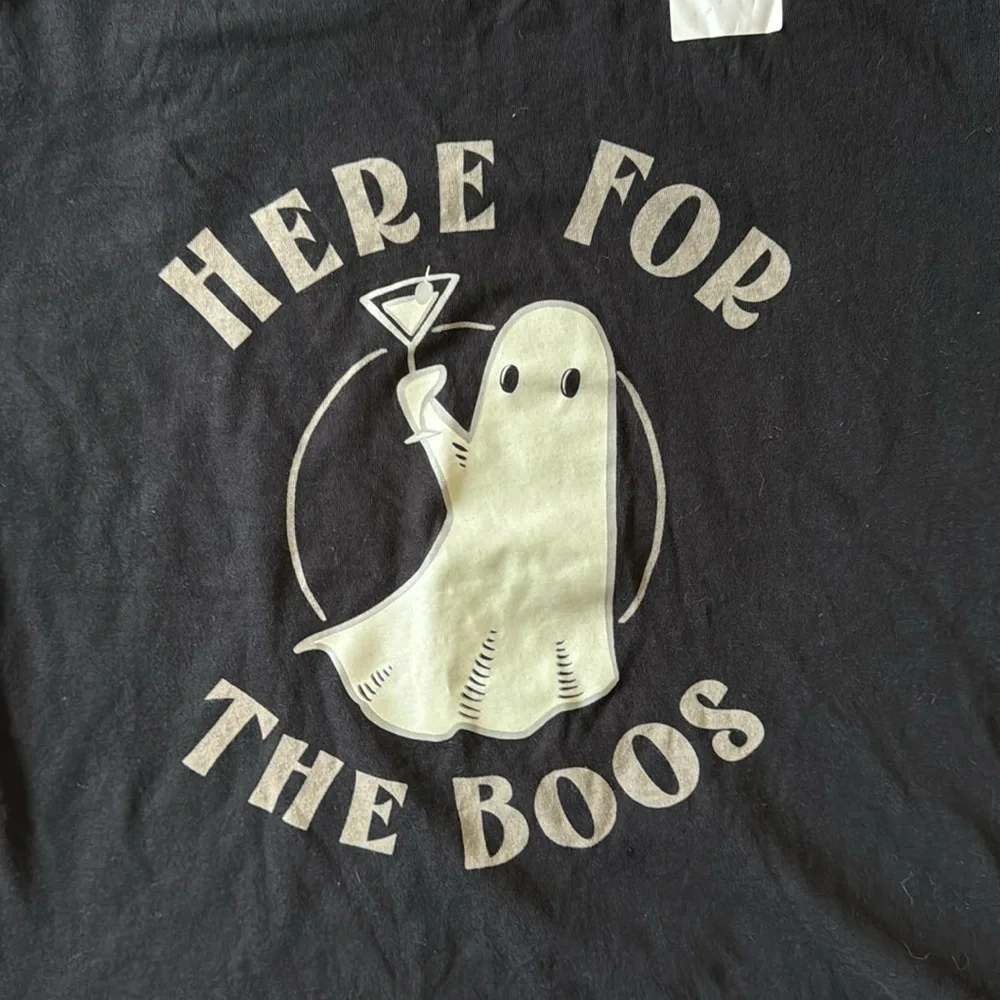 NWT Old Navy - Black Here for the Boos Glow in the Dark Tshirt - 1X Plus - Picture 2 of 3